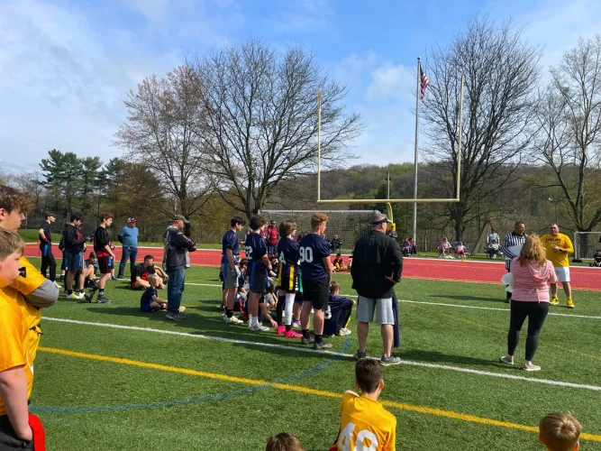 Backyard_Flag__Football_20220501_03