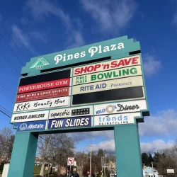 Pines_Plaza_Shops_Ross_Twp_11292021_22