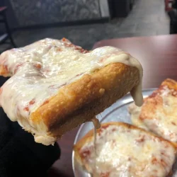 italian-villiage-pizza-3