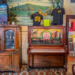 Max&#039;s Allegheny Tavern - April 2024-11
