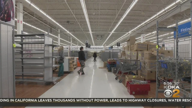 Bargain hunters get sneak peek of auction at former Waterworks Walmart