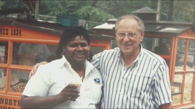 Gus Kalaris, owner of Gus &amp; YiaYia&#039;s Ice Ball Cart, dies at age 92